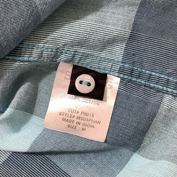 Billabong plaid shirt sleeve button up size medium EUC - Picture 7 of 11
